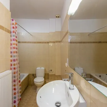 White Coral 罗希姆诺