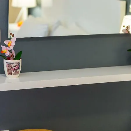 White Coral 公寓 *