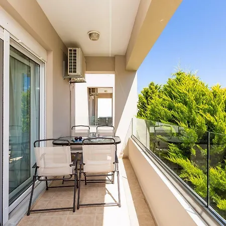 公寓 White Coral 罗希姆诺